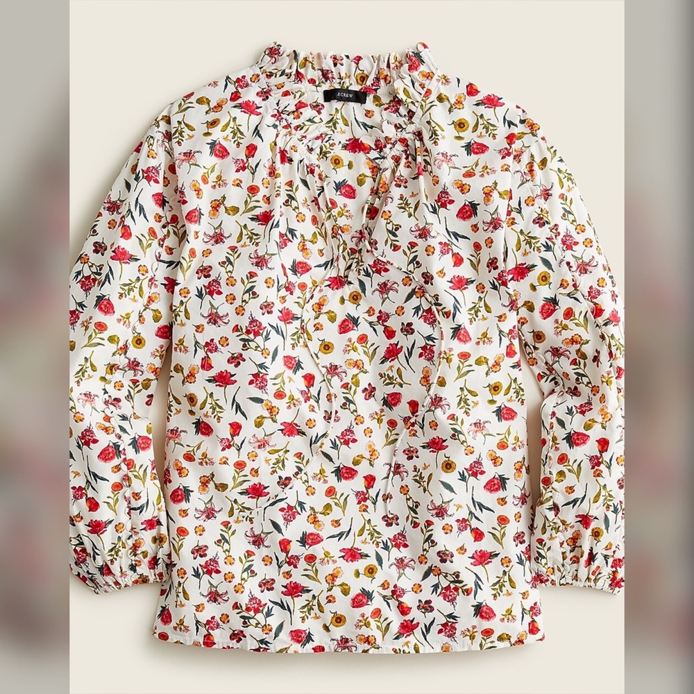 Scalloped tie-neck top in vintage floral